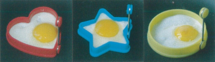 ユーロキッチン eurokitchen シリコンエッグリング3個セット（エッグモールド/エッグ・パンケーキリング/ホットケーキ/シリコン焼き型）丸：黄、 星：青、ハート：赤